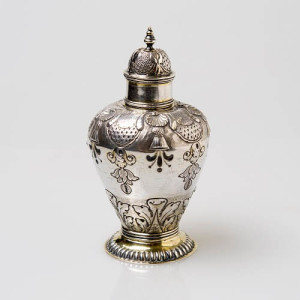zilveren-18e-eeuwse-theebus-3